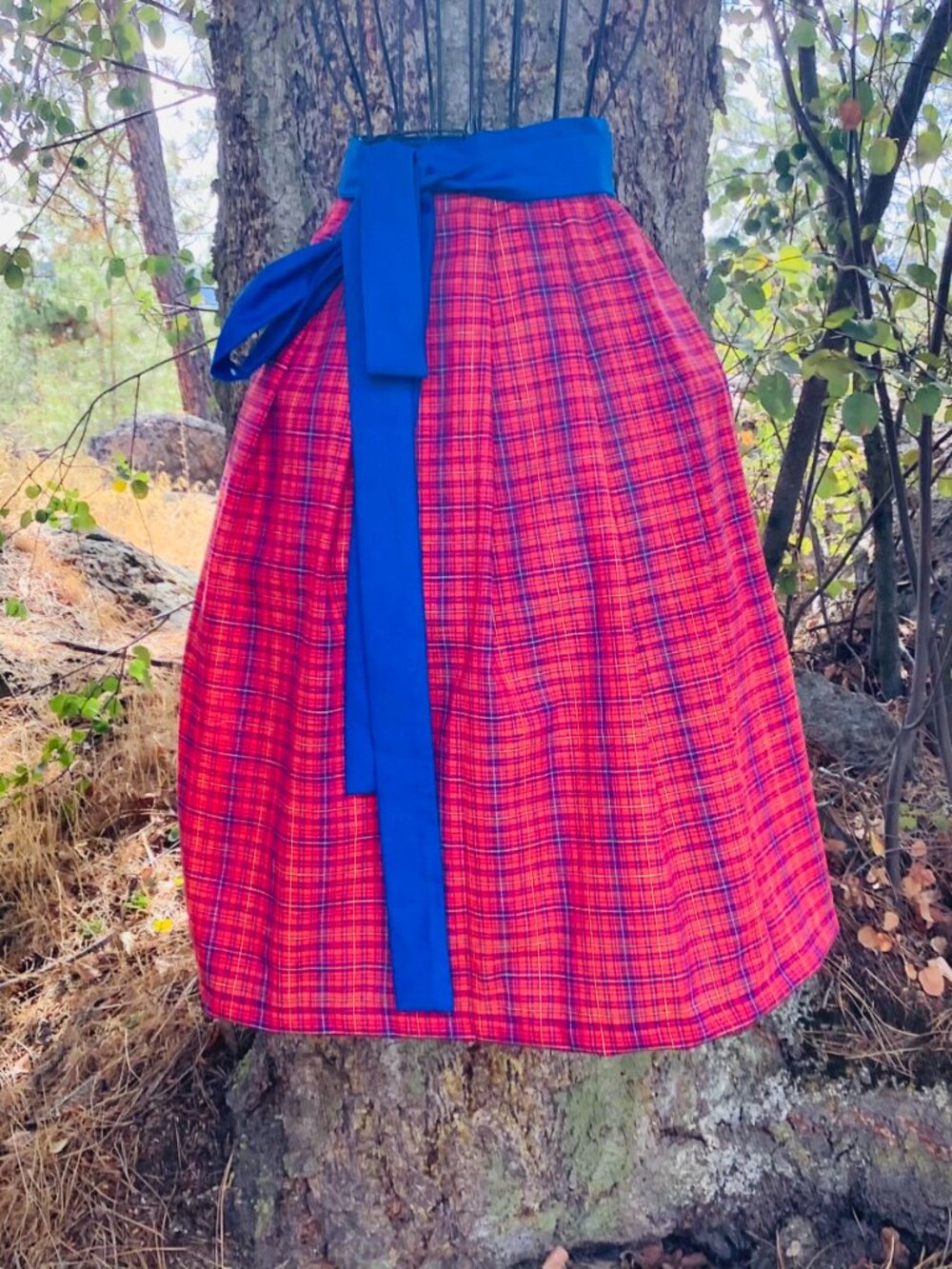 Red Blue Plaid Apron OktoberFest Dirndl Aprons Peasant Costume